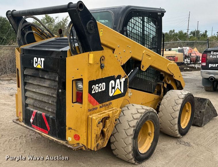 image for item DW2763 2017 Caterpillar 262D  skid steer loader