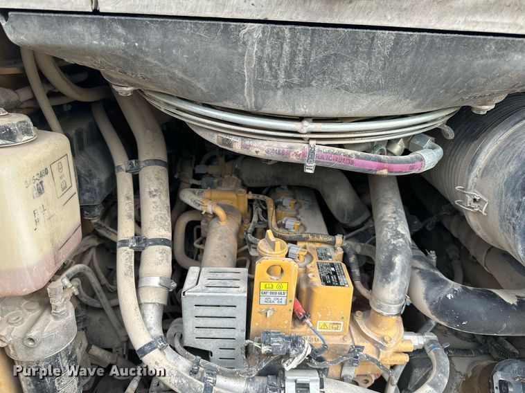 image for item DW2763 2017 Caterpillar 262D  skid steer loader