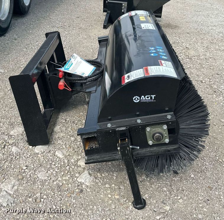 image for item DW2772 2023 Mower King SSAB72  skid steer broom