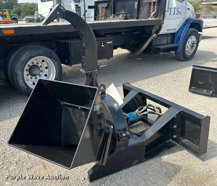 image for item DW2773 2023 Mower King SSBX42S  skid steer wood chipper