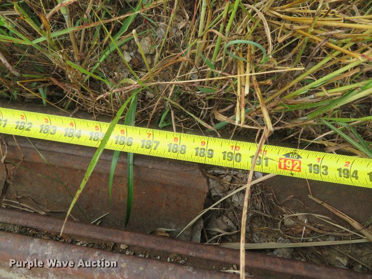 image for item FB9855 (6) sections of sheet piling