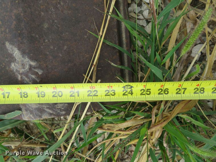 image for item FB9855 (6) sections of sheet piling