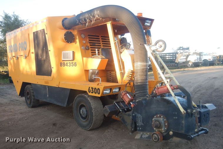 image for item HU9470 Road Pro 6300  milling machine