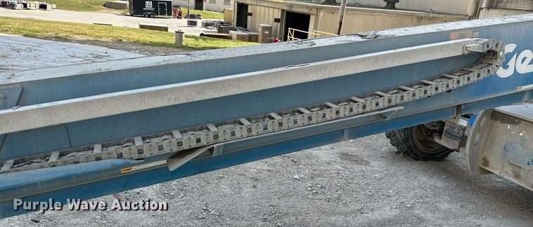 image for item ID9383 2017 Genie S-125  boom lift