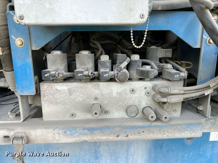 image for item ID9383 2017 Genie S-125  boom lift