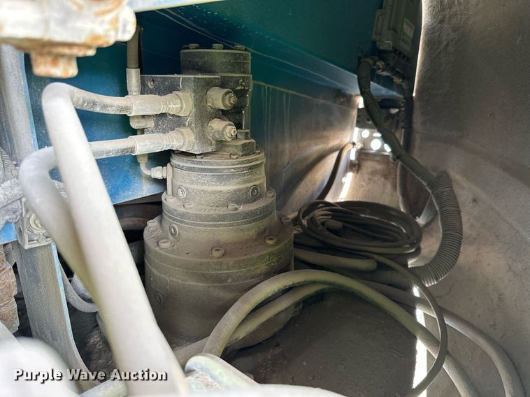 image for item ID9383 2017 Genie S-125  boom lift