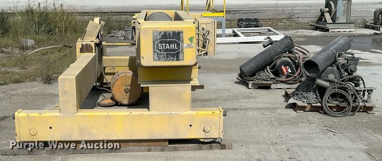 image for item ID9385 (3) Hoists