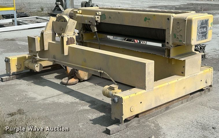 image for item ID9385 (3) Hoists