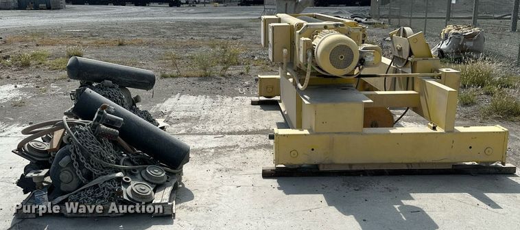 image for item ID9385 (3) Hoists