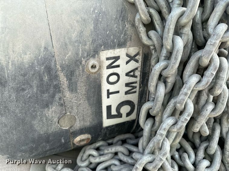 image for item ID9385 (3) Hoists