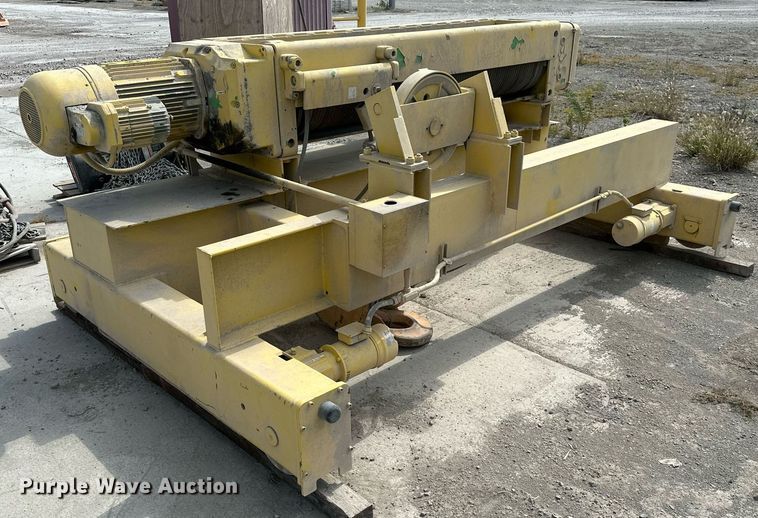 image for item ID9385 (3) Hoists