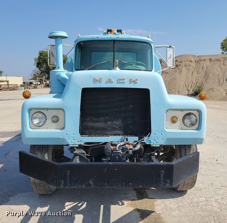 image for item IQ9942 1966 Mack  water truck