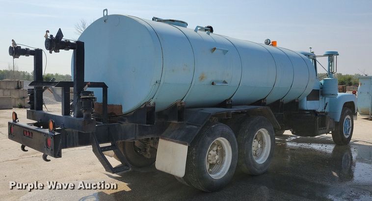 image for item IQ9942 1966 Mack  water truck