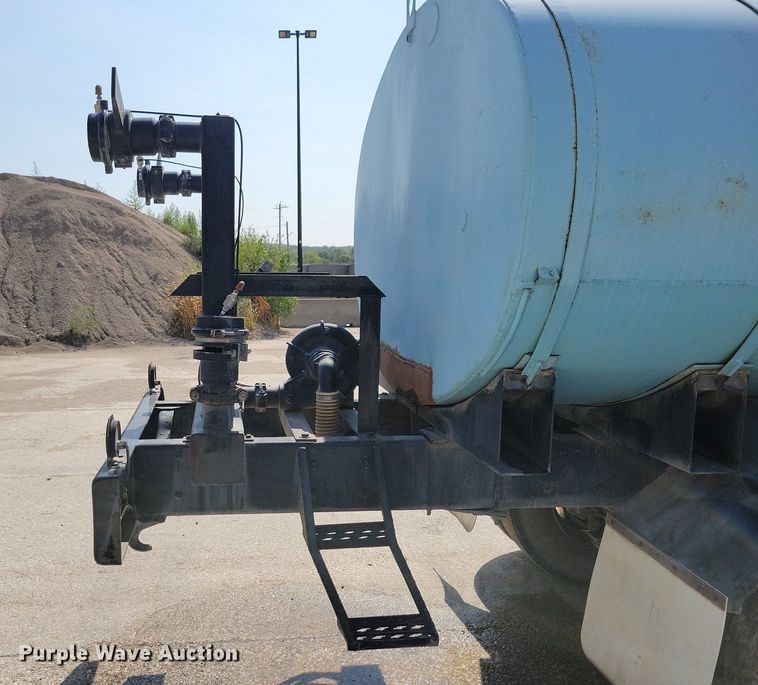 image for item IQ9942 1966 Mack  water truck