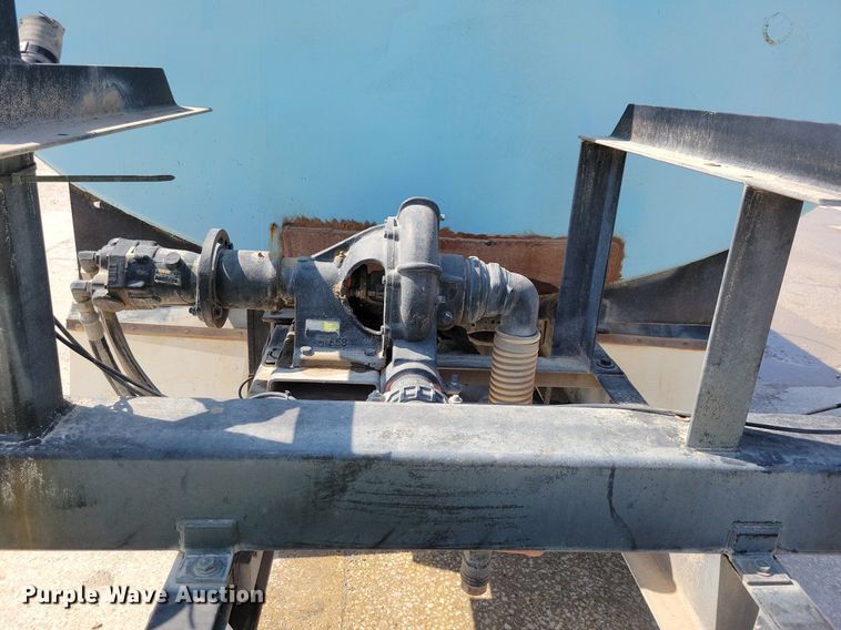 image for item IQ9942 1966 Mack  water truck