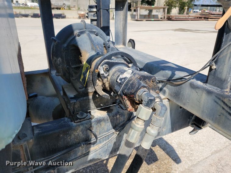 image for item IQ9942 1966 Mack  water truck