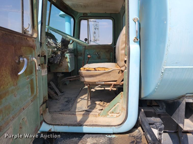 image for item IQ9942 1966 Mack  water truck