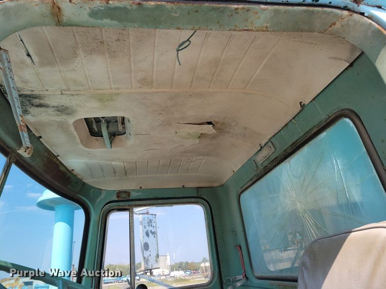 image for item IQ9942 1966 Mack  water truck