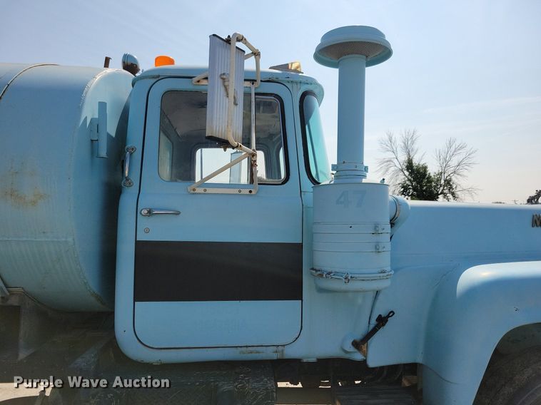image for item IQ9942 1966 Mack  water truck