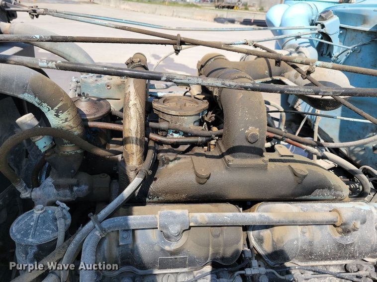 image for item IQ9942 1966 Mack  water truck