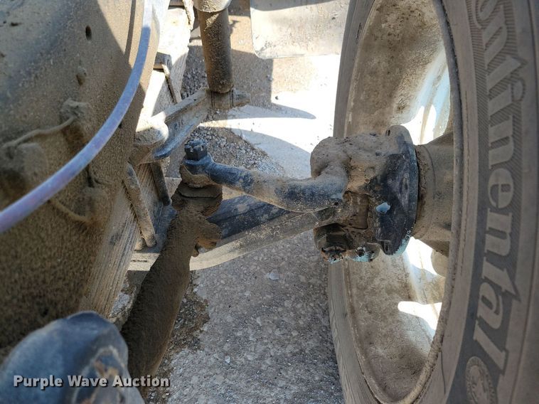 image for item IQ9942 1966 Mack  water truck