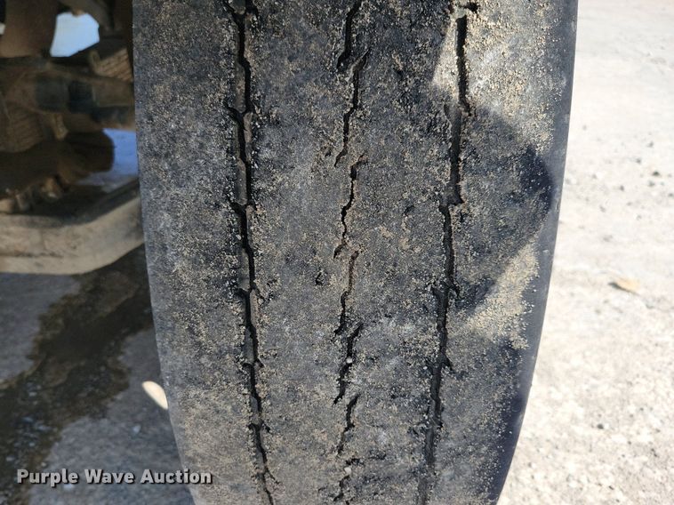 image for item IQ9942 1966 Mack  water truck