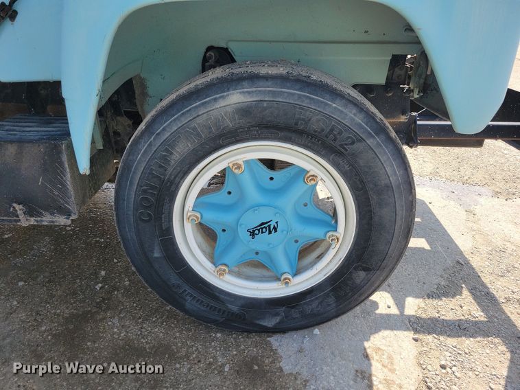 image for item IQ9942 1966 Mack  water truck