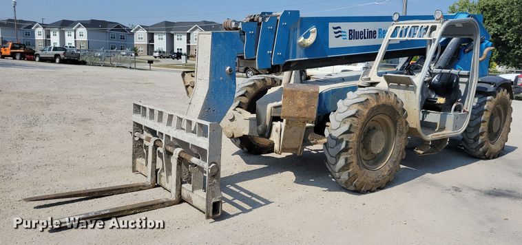 image for item IQ9943 2012 Genie GTH1056  telehandler