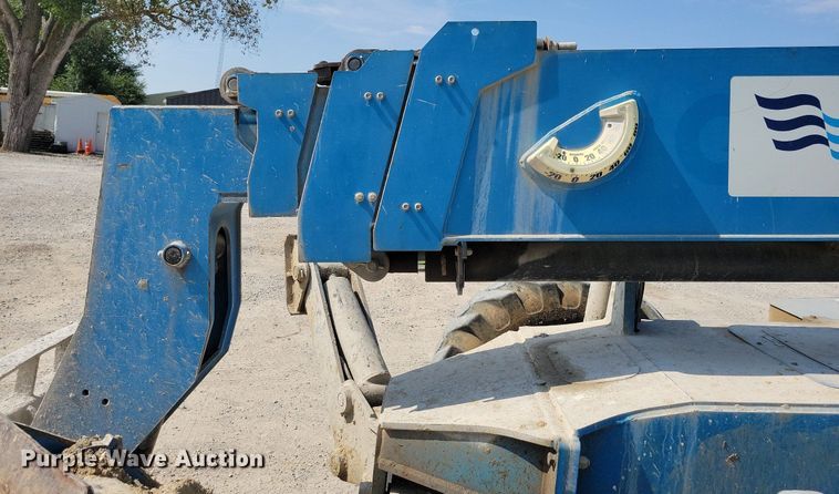 image for item IQ9943 2012 Genie GTH1056  telehandler