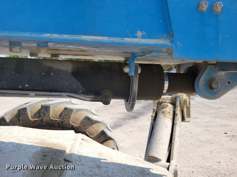 image for item IQ9943 2012 Genie GTH1056  telehandler