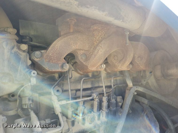 image for item IQ9943 2012 Genie GTH1056  telehandler