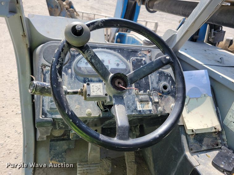 image for item IQ9943 2012 Genie GTH1056  telehandler