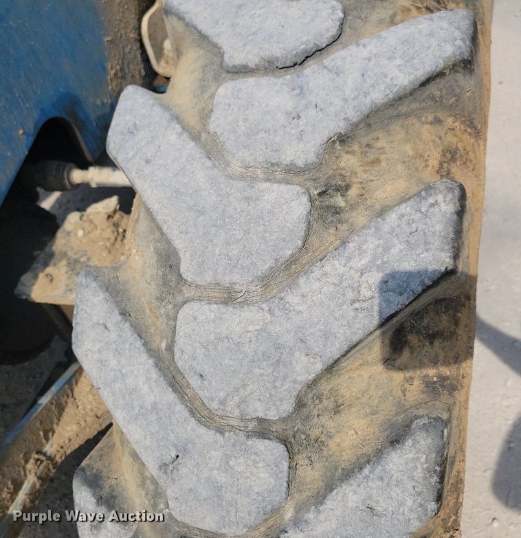 image for item IQ9943 2012 Genie GTH1056  telehandler