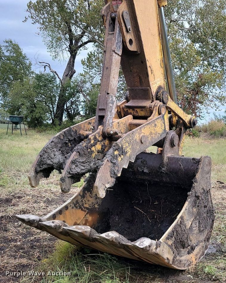 image for item JE9504 2009 Komatsu PC200LC-8 excavator