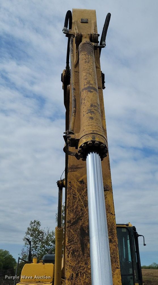 image for item JE9504 2009 Komatsu PC200LC-8 excavator