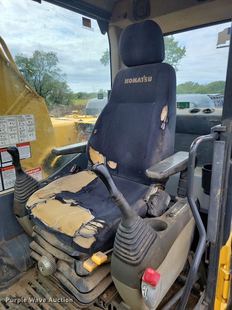 image for item JE9504 2009 Komatsu PC200LC-8 excavator