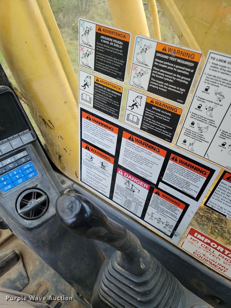 image for item JE9504 2009 Komatsu PC200LC-8 excavator