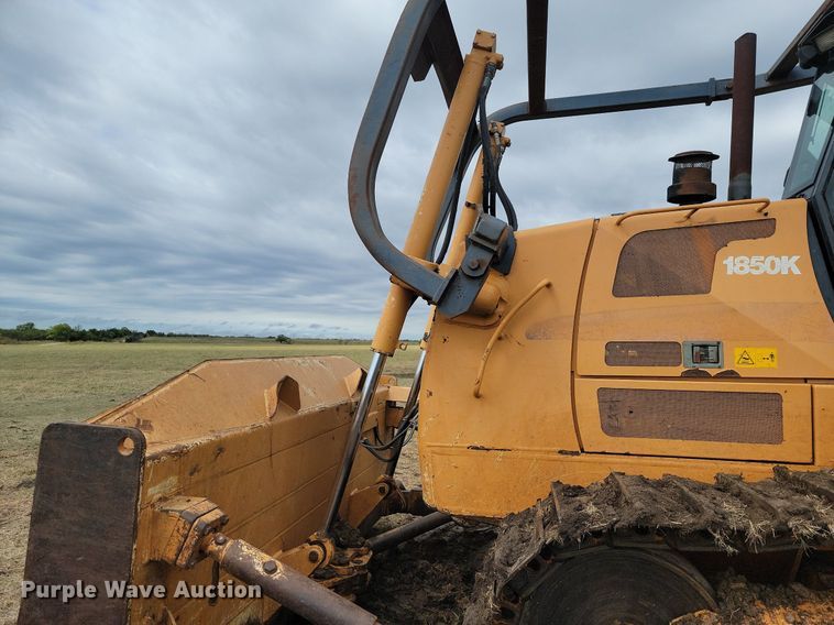 image for item JE9506 Case 1850K dozer