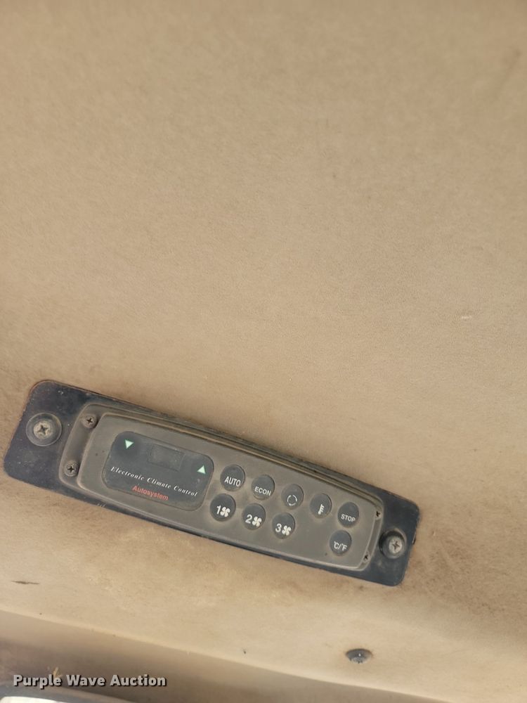 image for item JE9506 Case 1850K dozer