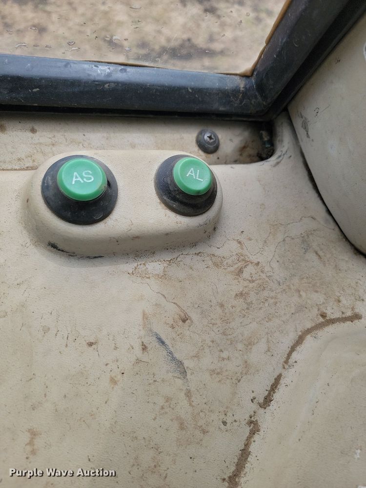 image for item JE9506 Case 1850K dozer