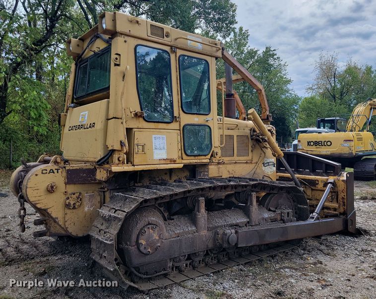 image for item JE9516 1984 Caterpillar D6D dozer