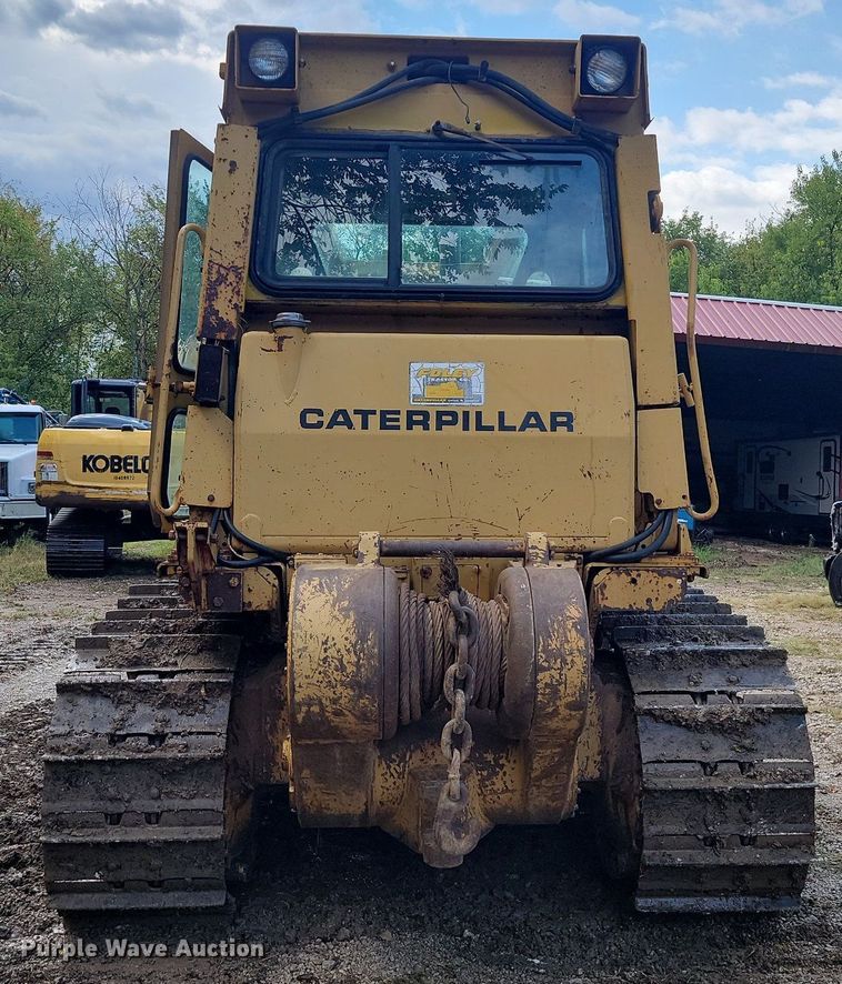 image for item JE9516 1984 Caterpillar D6D dozer
