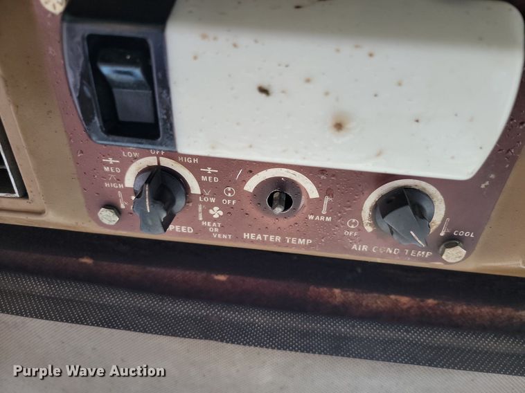 image for item JE9516 1984 Caterpillar D6D dozer