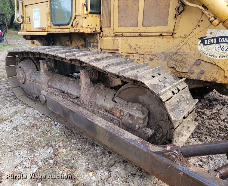 image for item JE9516 1984 Caterpillar D6D dozer