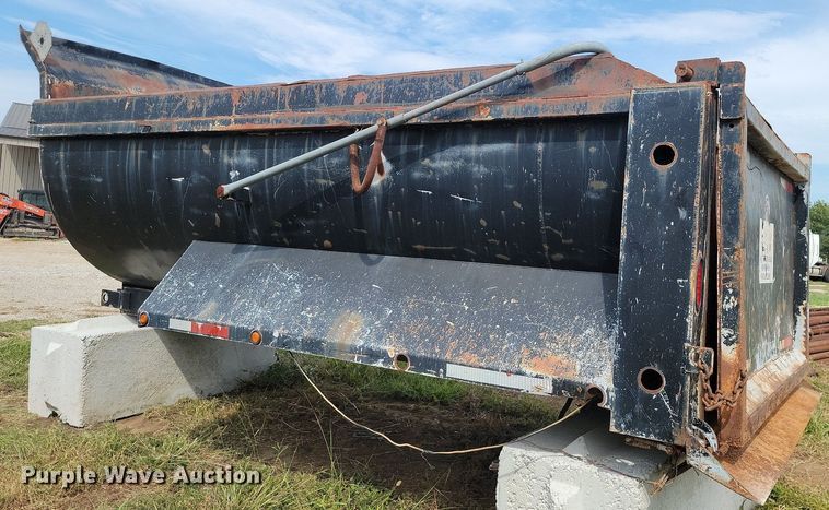 image for item JE9518 Dump bed