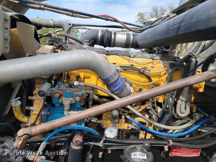 image for item JE9520 2000 Western star 4900 dump truck