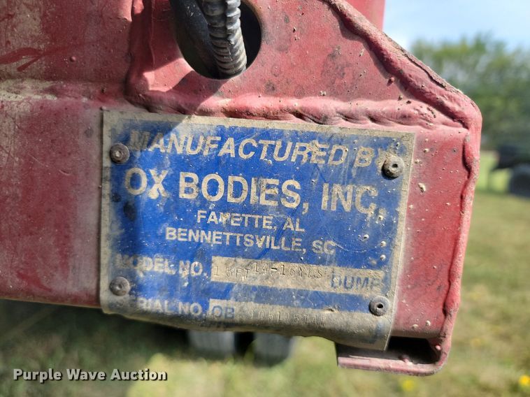 image for item JE9520 2000 Western star 4900 dump truck