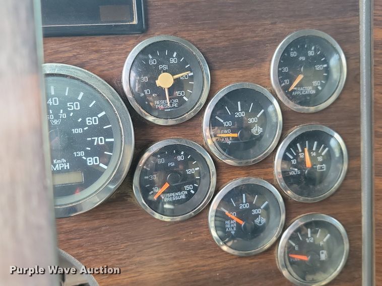 image for item JE9520 2000 Western star 4900 dump truck