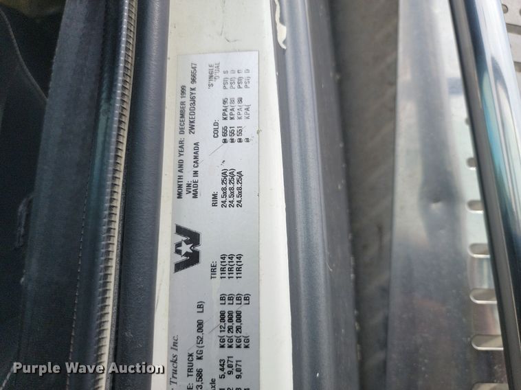 image for item JE9520 2000 Western star 4900 dump truck