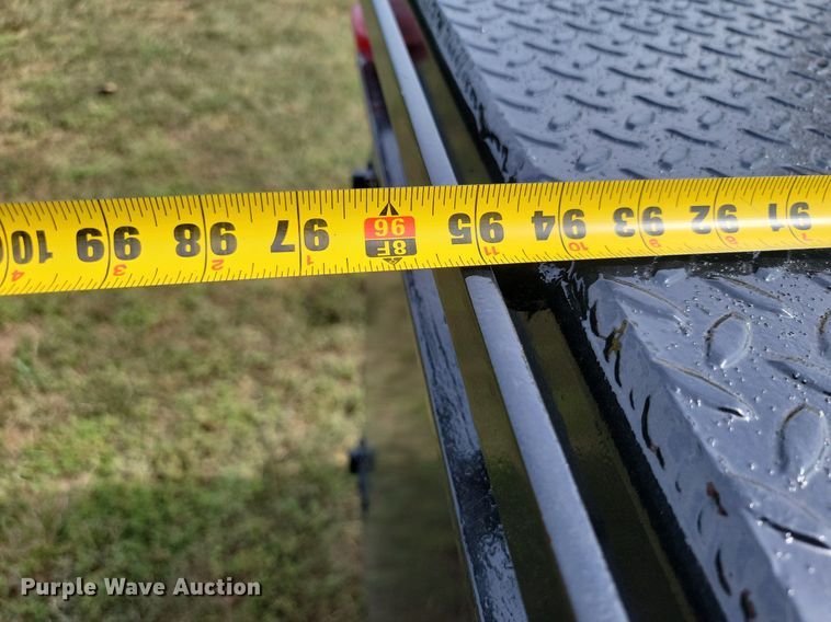 image for item JE9521 2001 International 4700  flatbed truck